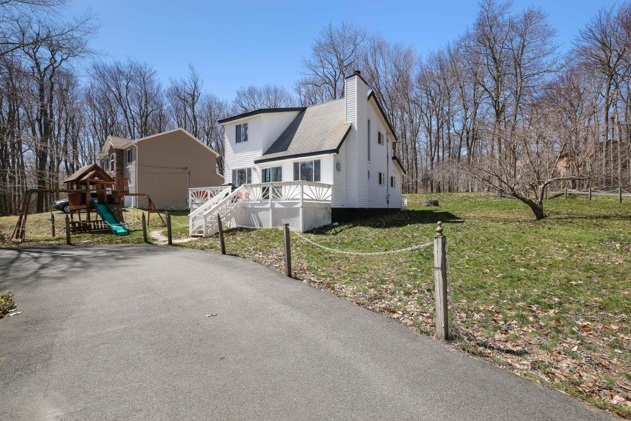 Cozy Poconos Mountain House With 3 Bedrooms Tobyhanna Exterior photo